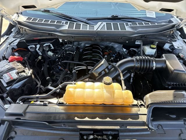Used 2022  Ford Lariat image 22
