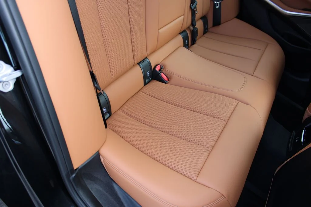 2026 BMW 3 Series 330i - Photo 26