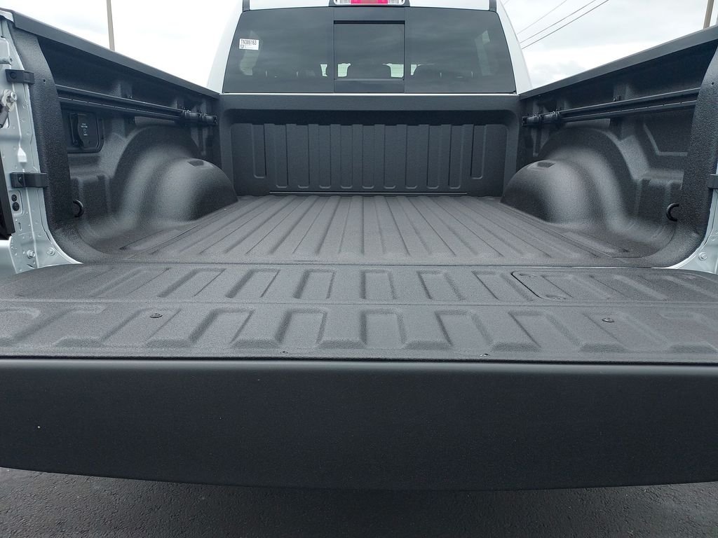 New 2026 Silver Zynith Exterior Paint RAM Laramie image 29