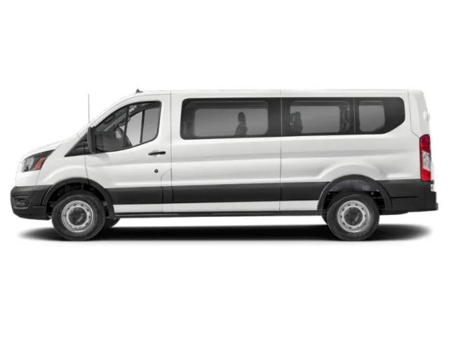 Used 2025 Oxford White Ford XLT image 3