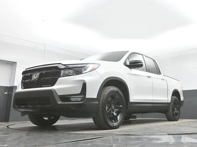 New 2026 Platinum White Pearl Honda Black Edition image 47
