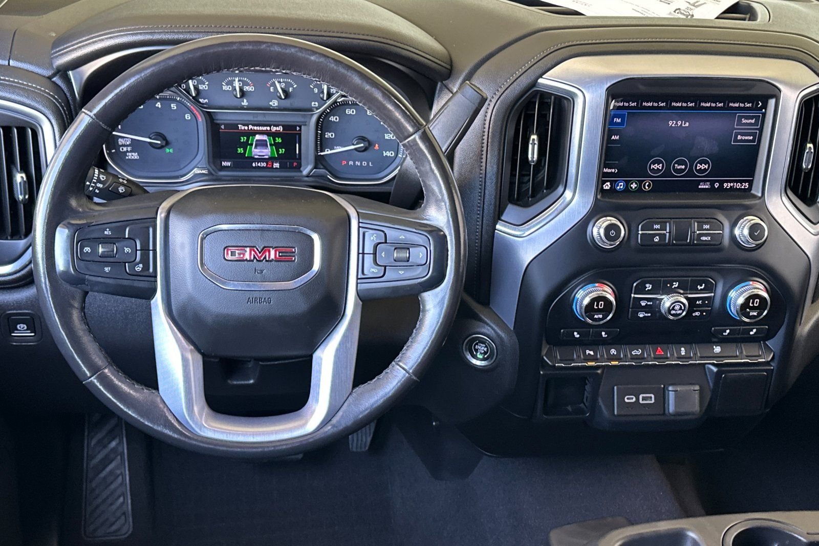 Used 2020 Black GMC Elevation image 14