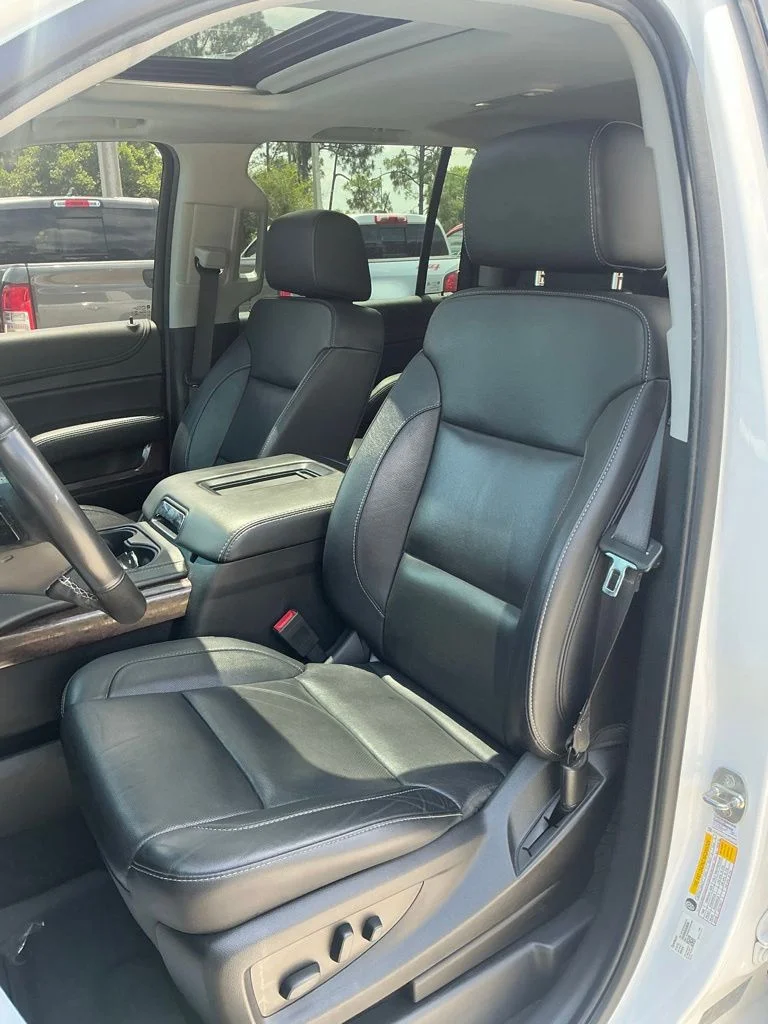 Used 2020 White GMC SLT image 33