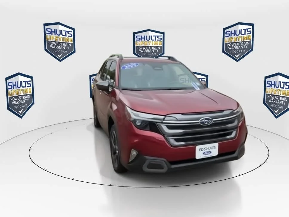 Used 2025 Crimson Red Pearl Subaru Limited image 3
