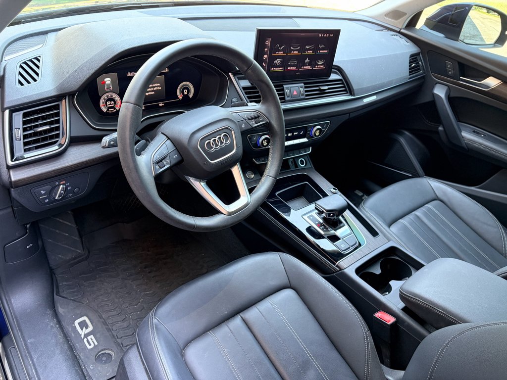 Used 2023 Navarra Blue Metallic Audi S line Premium Plus image 11