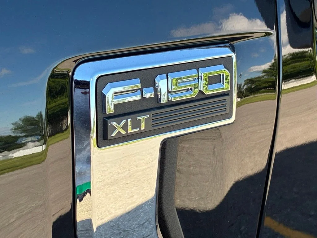 Used 2021 Black Ford XLT image 40