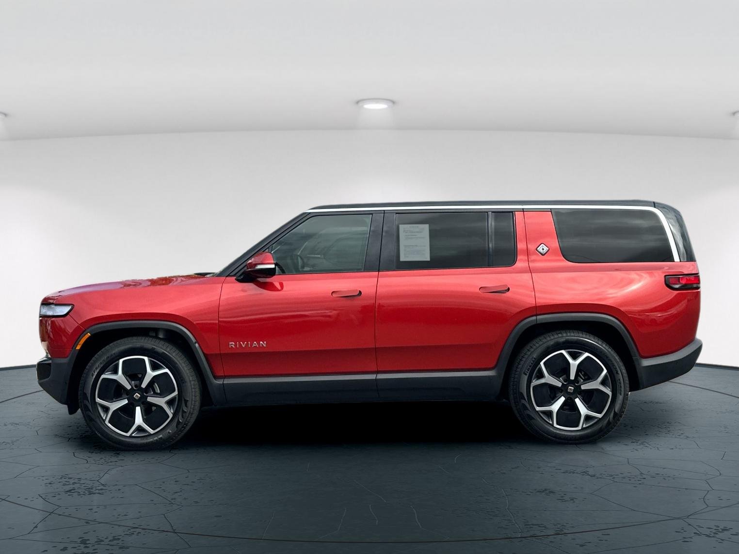 Used 2023 Red Canyon Rivian Adventure 4D Sport Utility image 3