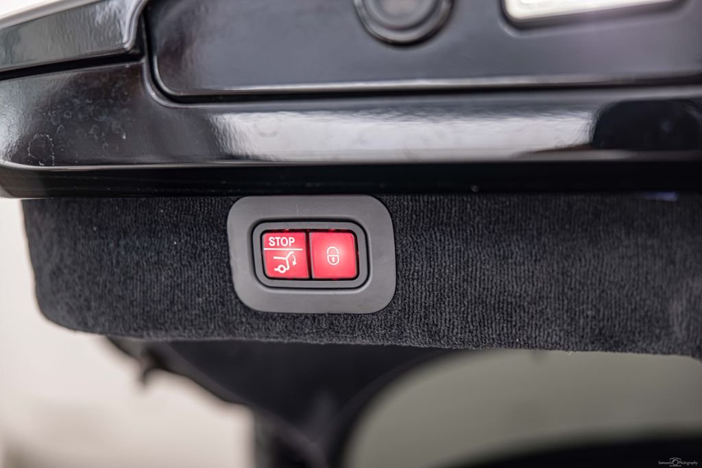 Used 2021 Black Aston Martin Base image 16
