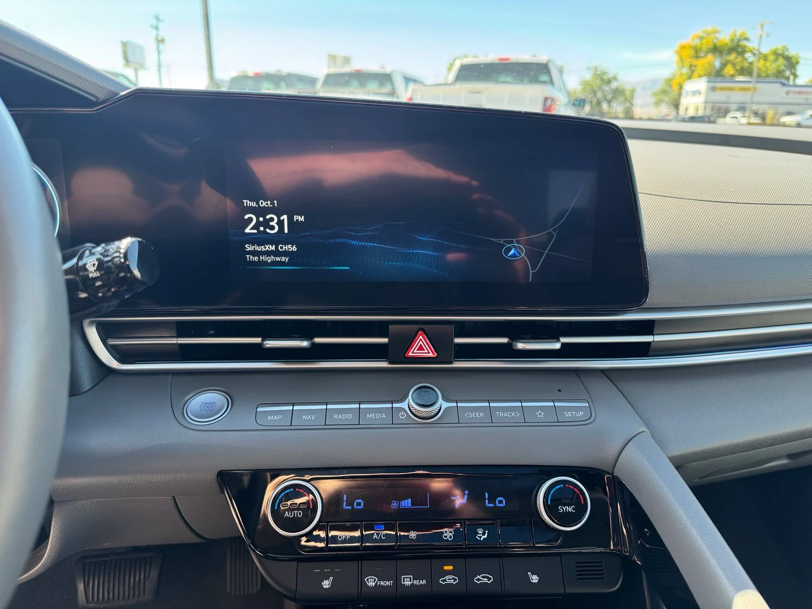 Used 2025 Red Hyundai SEL Convenience image 22