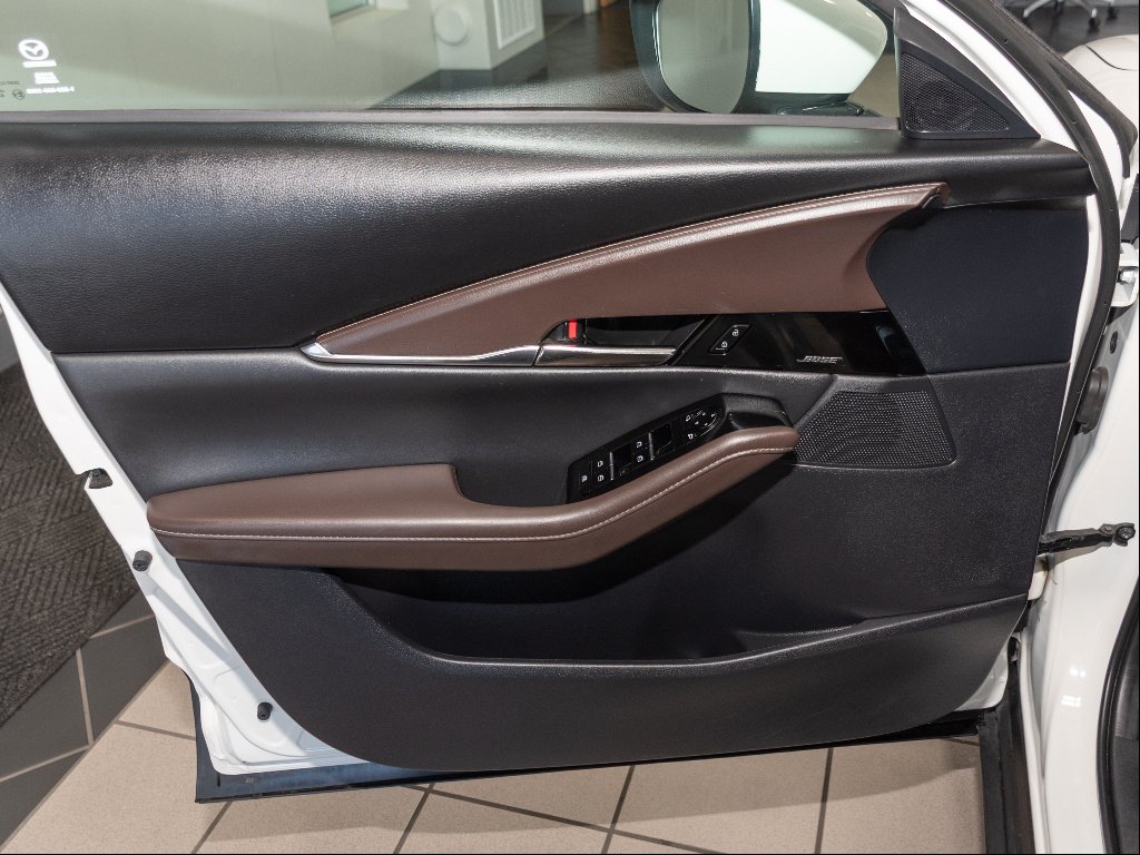 2024 Mazda CX-30 Premium - Photo 9