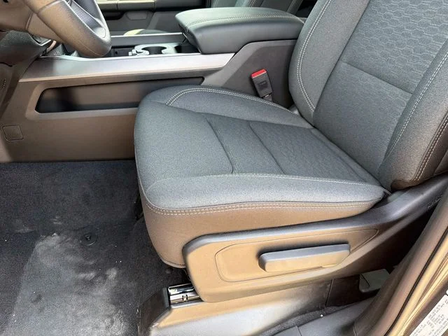 New 2026 Granite Crystal Metallic Clear-Coat Exterior Paint RAM Express image 19