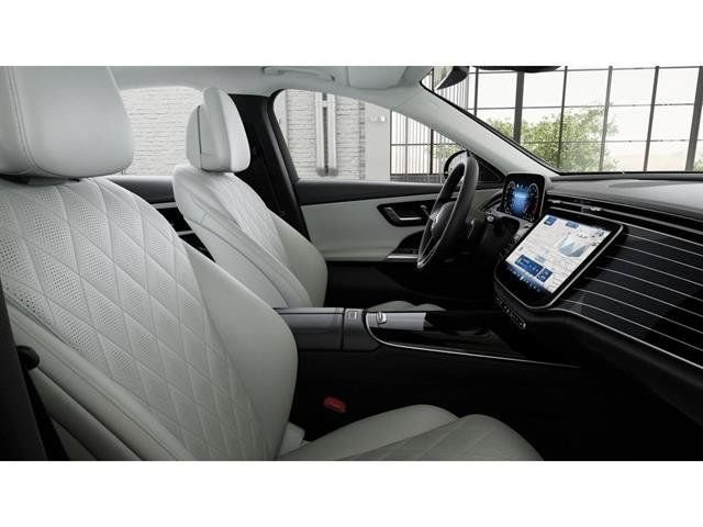 New 2027 Verde Silver Metallic Mercedes-Benz E 450 image 4