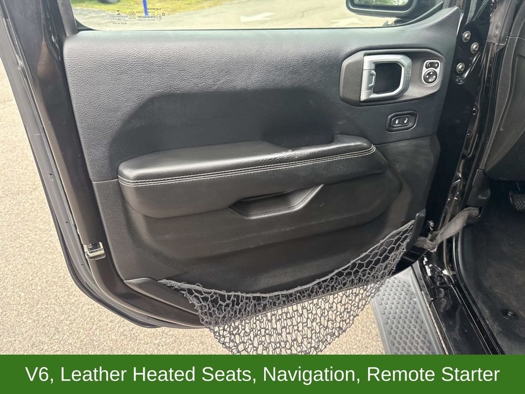 Used 2018 Black Jeep Unlimited Sahara image 17