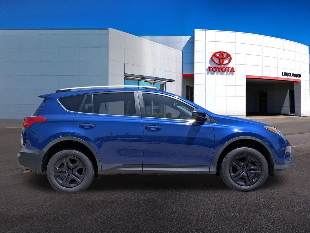 Used 2015 Blue Toyota LE image 8