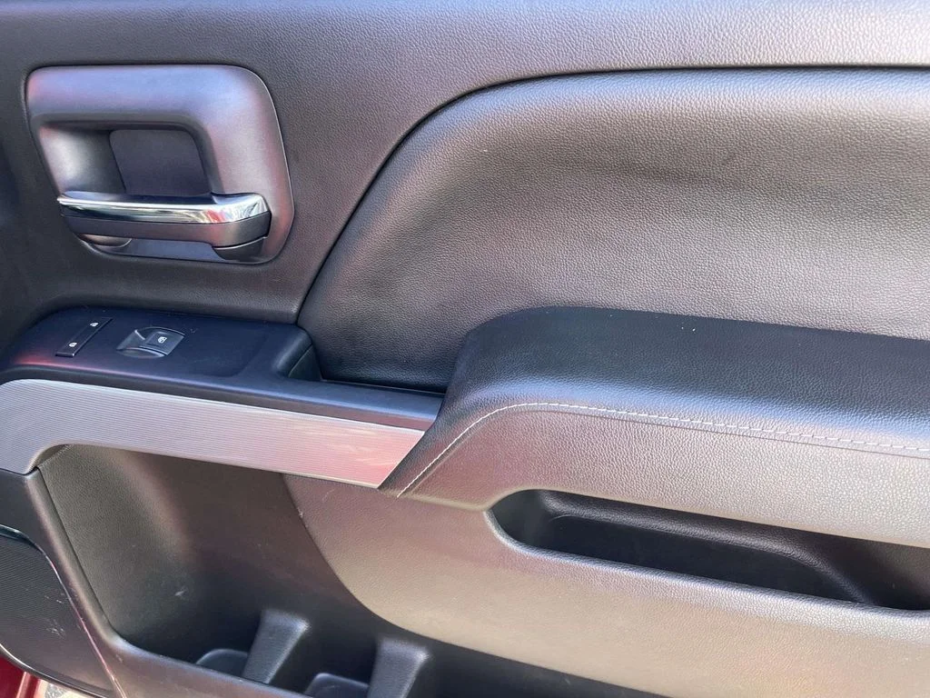 Used 2018 CAJUN RED TINTCOAT Chevrolet LTZ image 7