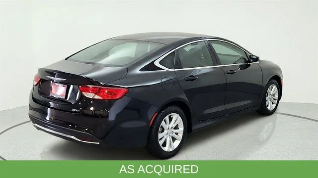 Used 2015 Black Chrysler Limited image 13