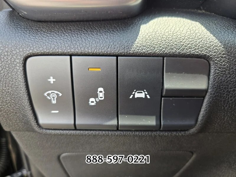 Used 2020 Black Cherry Pearl KIA S image 31
