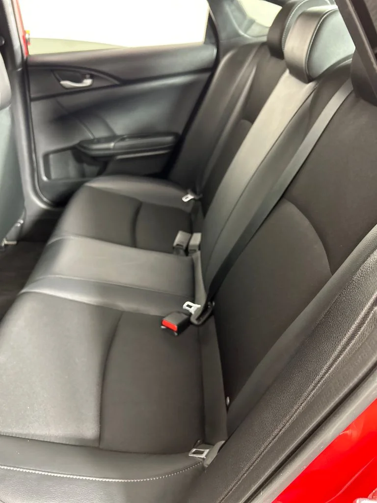 Used 2021  Honda Sport image 16