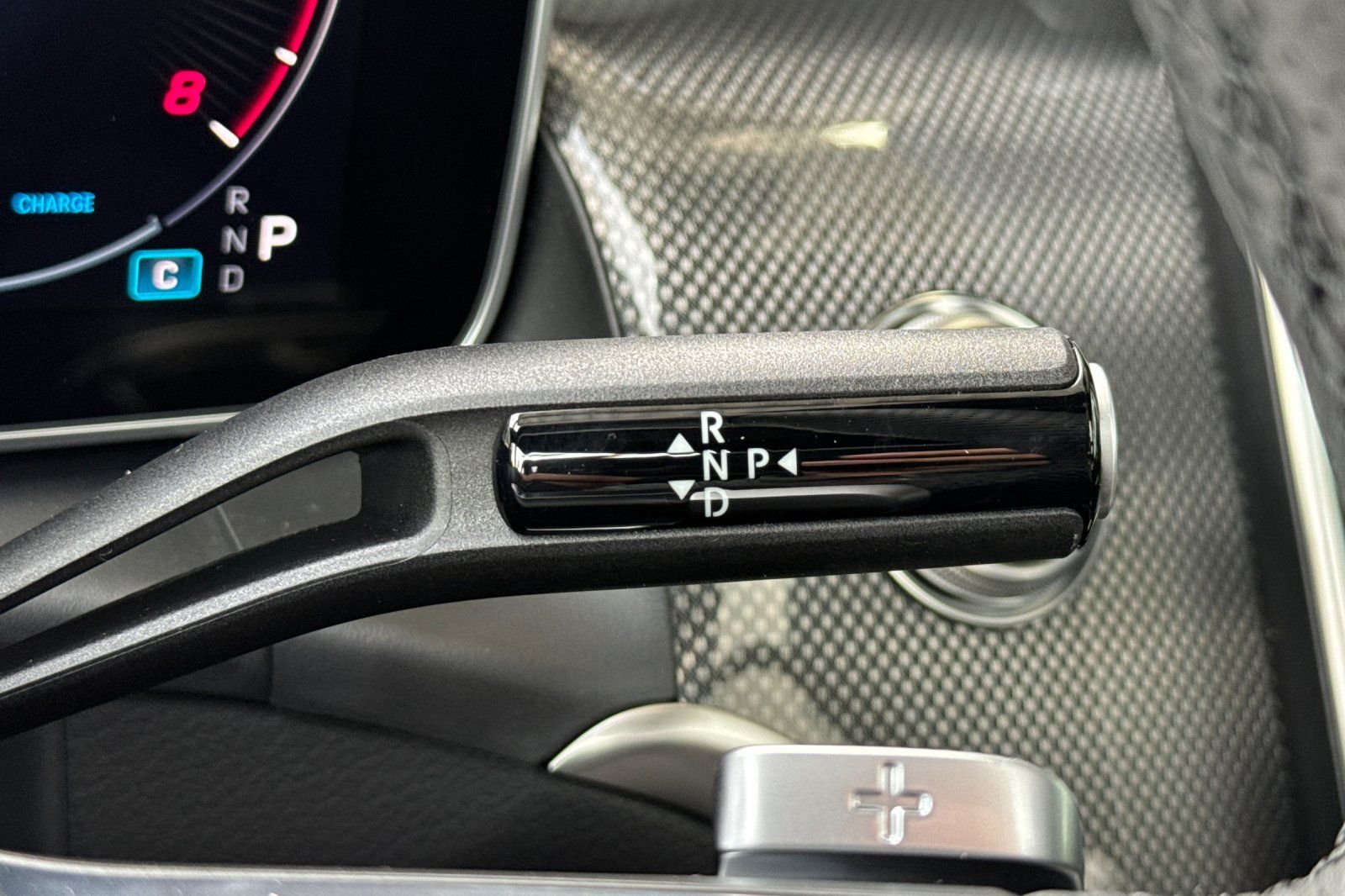 New 2026 Graphite Grey Metallic Mercedes-Benz GLC 300 image 20