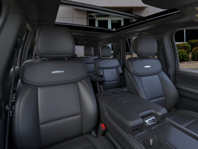 New 2026 Glacier Gray Metallic Tri-Coat Ford Platinum image 10
