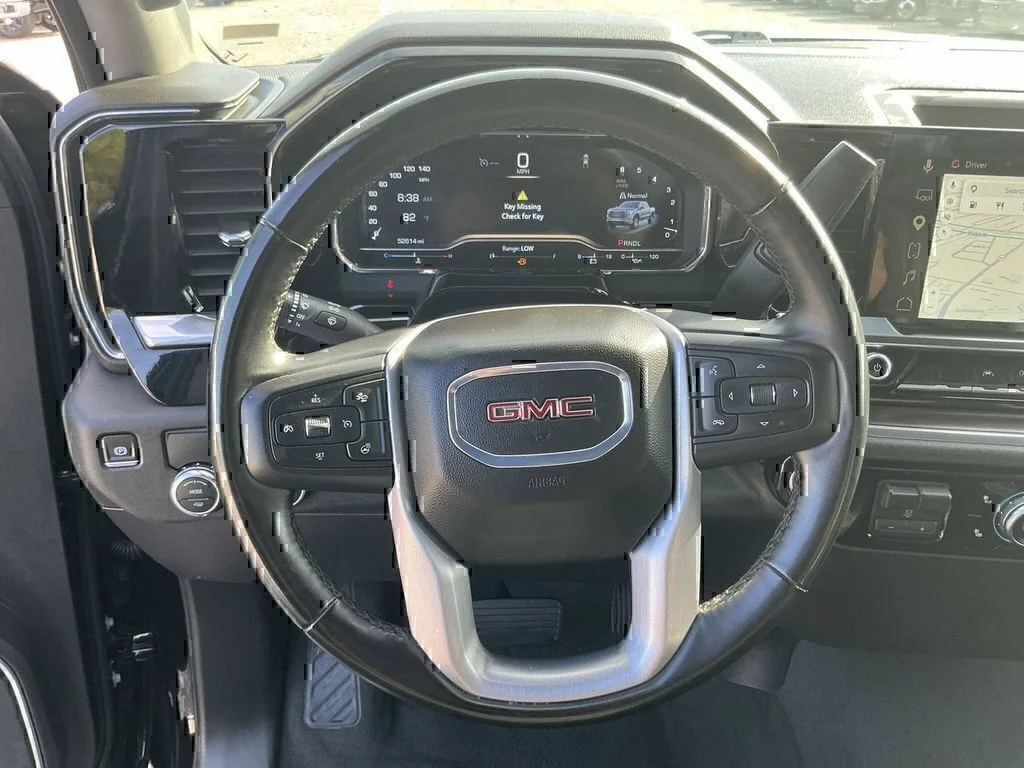 Used 2025 Onyx Black GMC SLT image 13