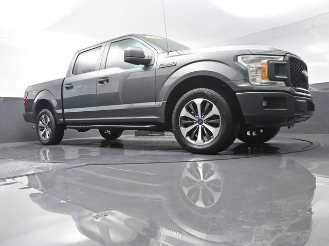 Used 2019 Gray Ford XL image 32