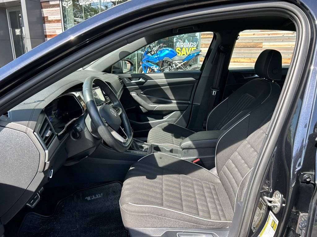 Certified Used 2024 Black Volkswagen 1.5T Sport image 10