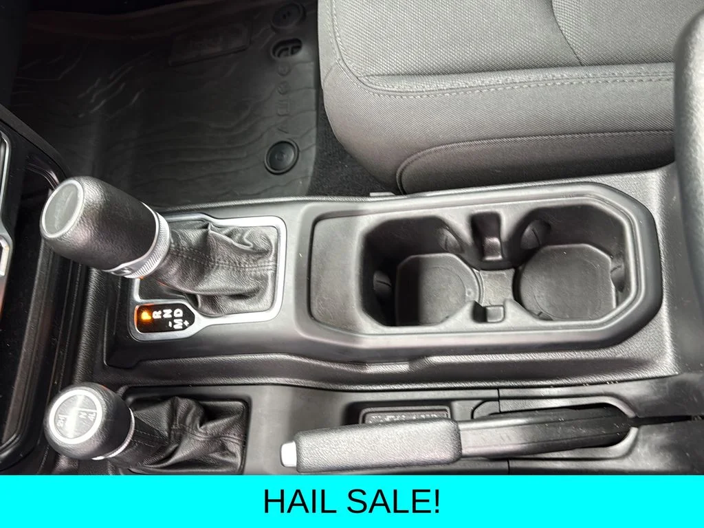 Used 2023 Silver Jeep Sport S image 21