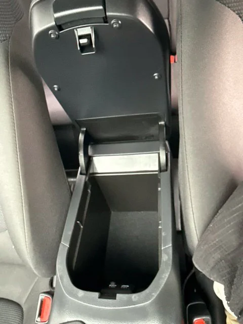 Used 2025 Ice Toyota LE image 25