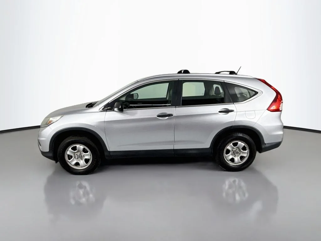 Used 2015 Alabaster Silver Metallic Honda LX image 2