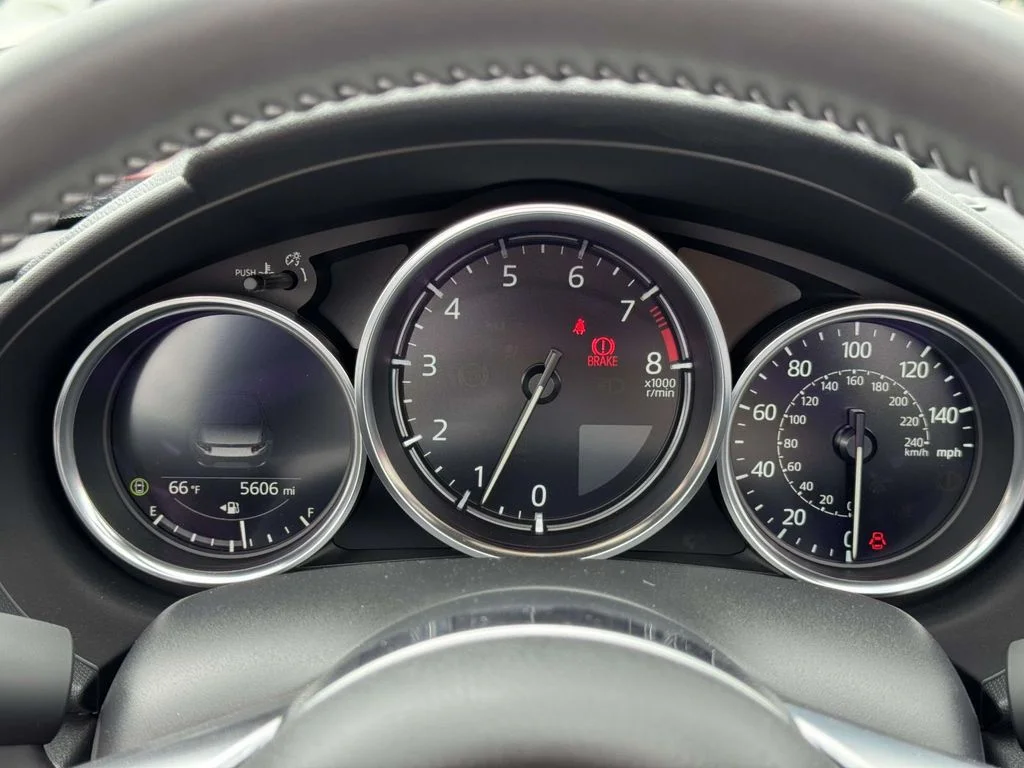 2025 Mazda MX-5 Miata Club - Photo 24