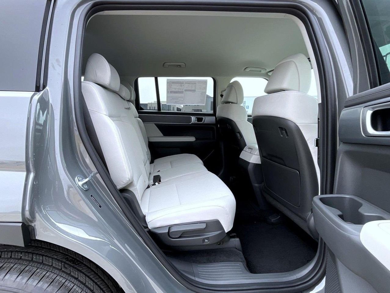 New 2026 Gray Hyundai SE image 19
