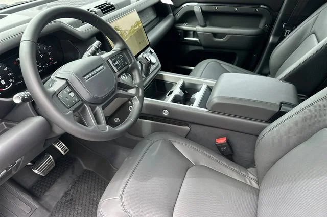 New 2026 Carpathian Grey Land Rover V8 image 9