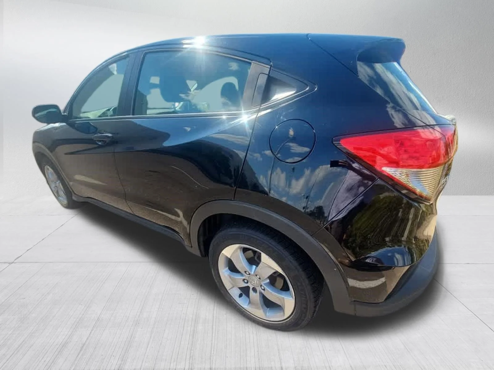 Certified Used 2019 Crystal Black Pearl Honda LX image 7