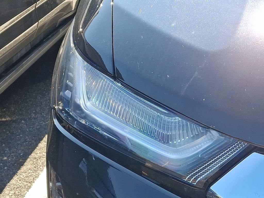 Certified Used 2023 Mosaic Black Metallic Chevrolet LT Cloth image 4