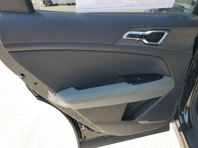 New 2024 Fusion Black Kia X-Line image 26