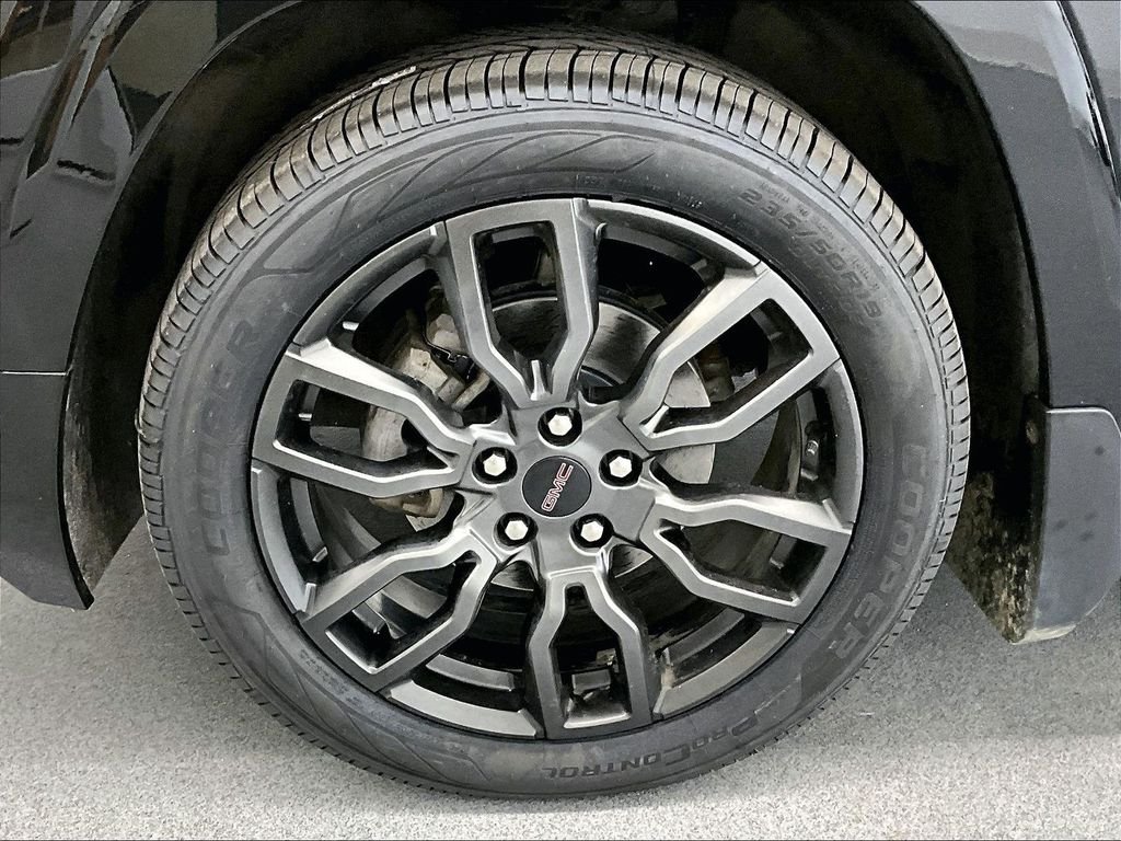 Used 2023 Ebony Twilight Metallic GMC Denali image 7