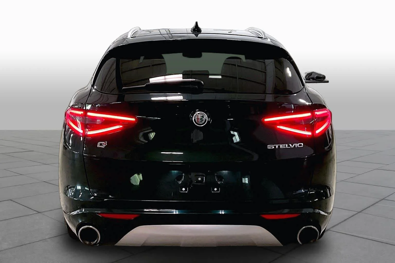 Pre-Owned 2020 Alfa Romeo Stelvio Ti Lusso