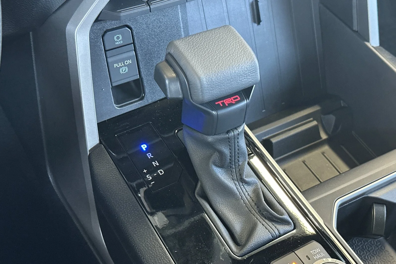 New 2026 Midnight Black Metallic Toyota  SR5 image 19