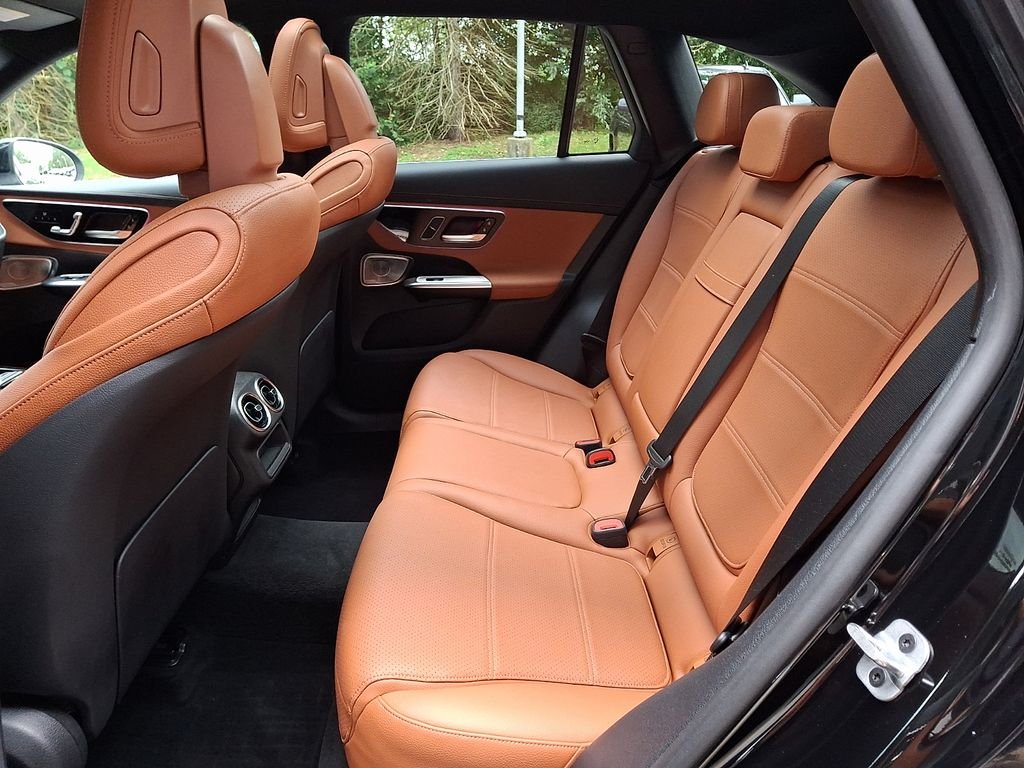 Used 2023 Black Mercedes-Benz GLC 300 image 10