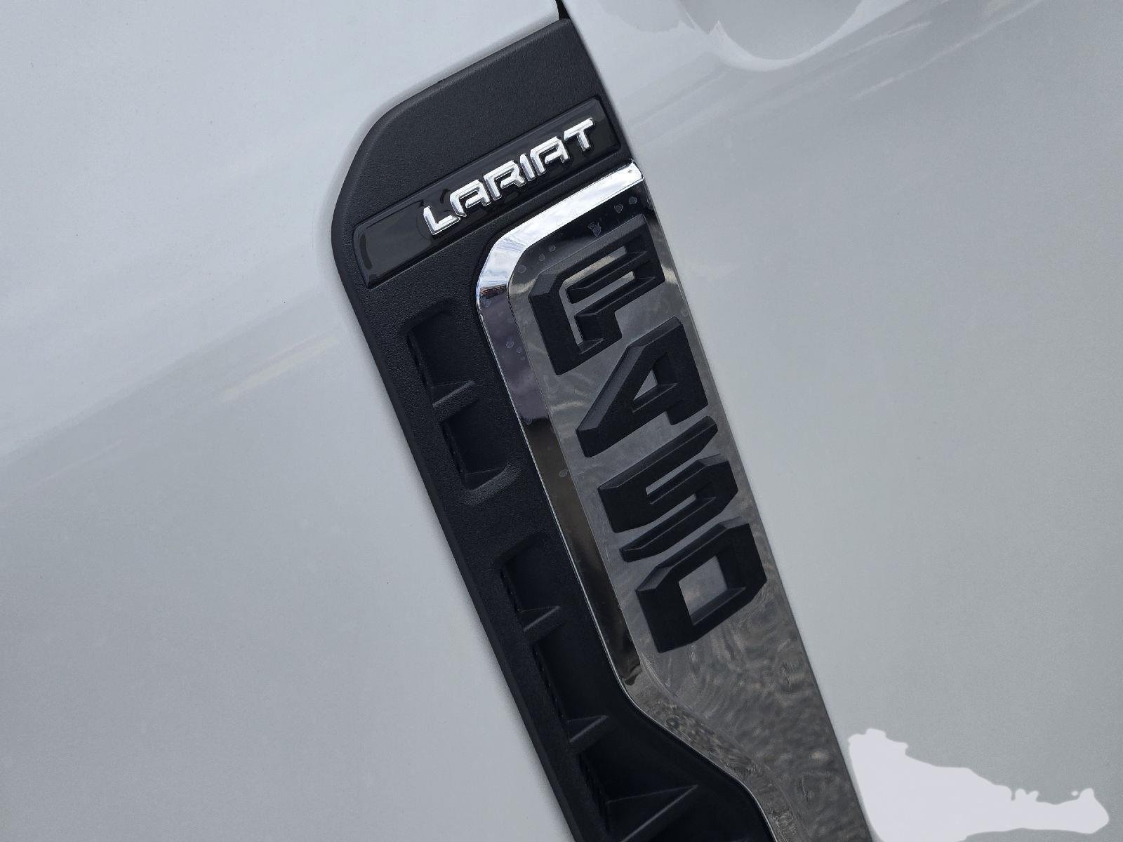 Used 2026 Star White Metallic Tri-Coat Ford Lariat image 10