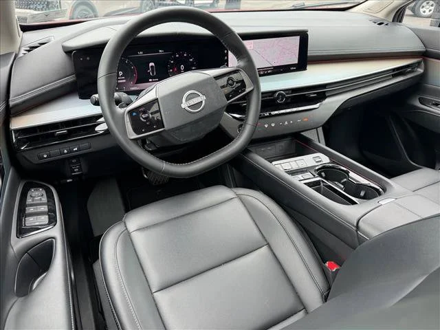 Used 2025 Red Nissan SL image 7