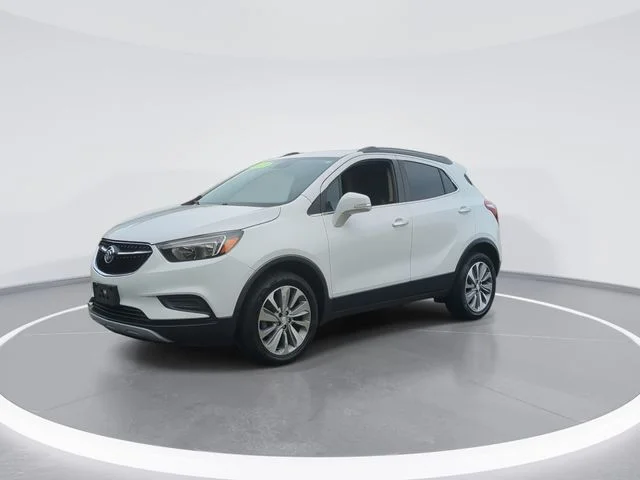 Used 2019 White Buick Preferred image 4