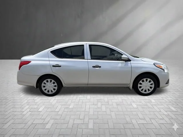 Used 2019 Silver Nissan 1.6 S image 9