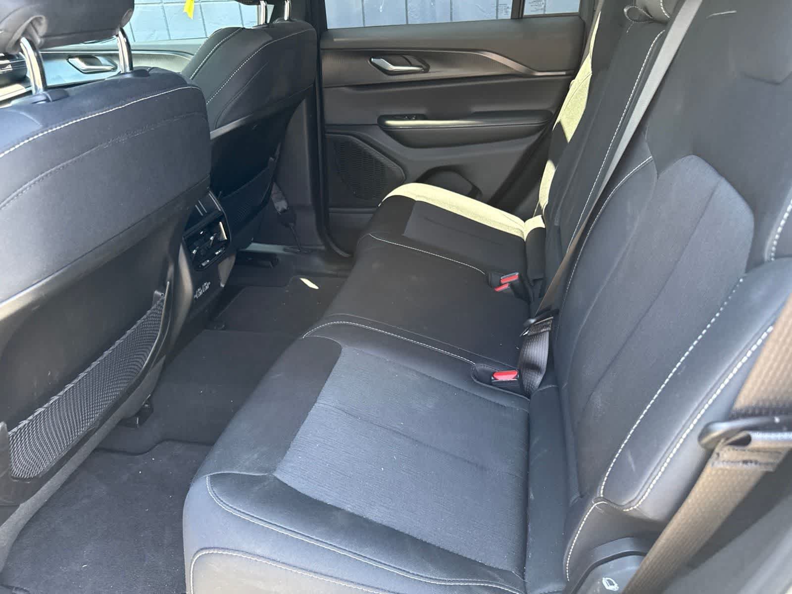 Used 2025 Bright White Clearcoat Jeep Laredo X image 26