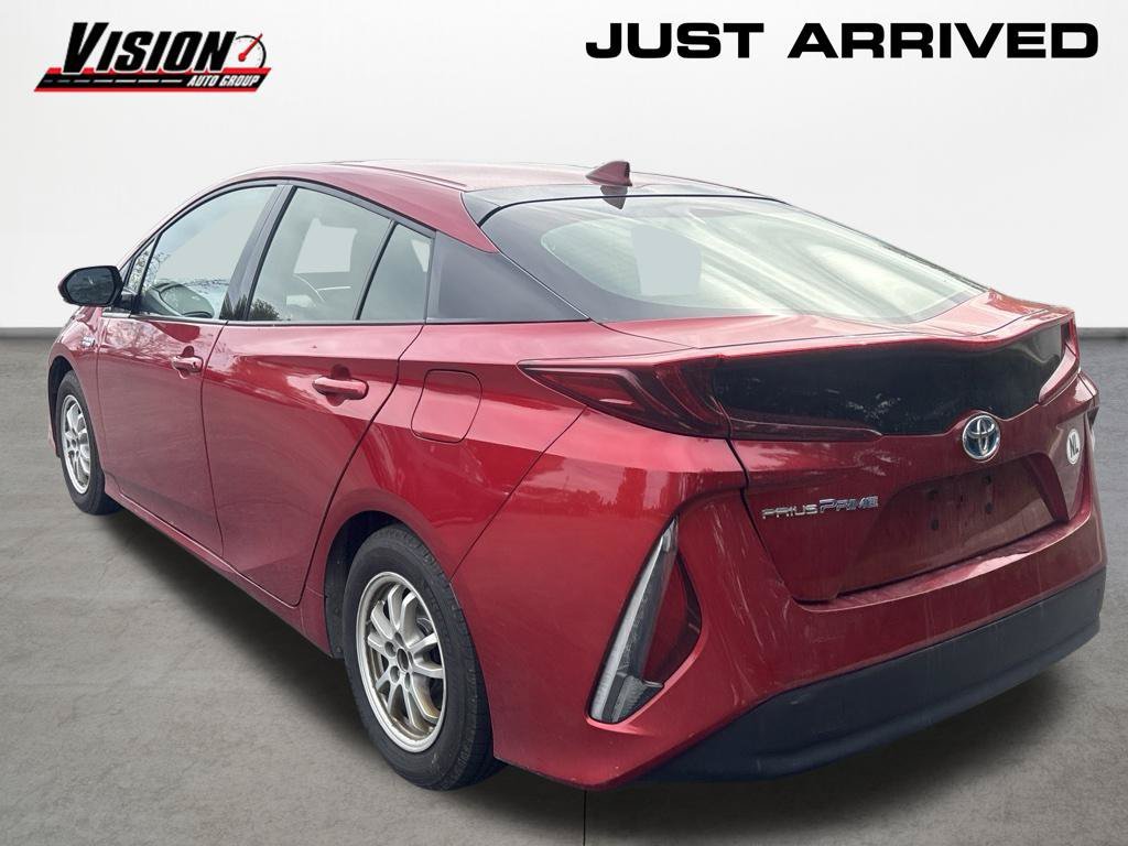 Used 2017 Red Toyota Plus image 3
