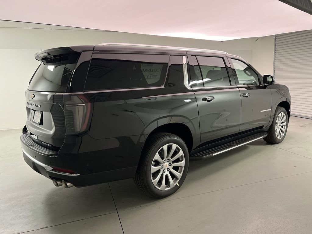 2026 Chevrolet Suburban Premier - Photo 8