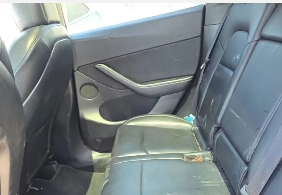 Used 2022 Red Tesla Long Range image 13
