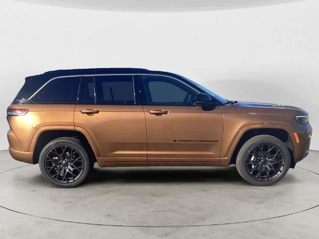 New 2027 Copper Jeep SUMMIT 4X4 image 7