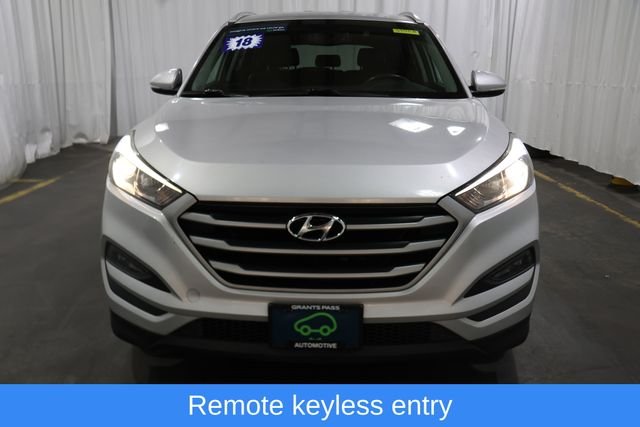 Used 2018 Silver Hyundai SEL Plus image 9